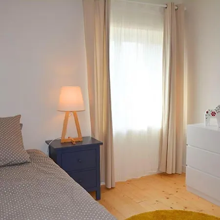 منزل ريفي Maison En Pierres Avec Jardin Clos A Coulonges, Animaux Acceptes - Fr-1-653-127