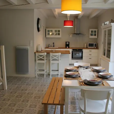 Maison En Pierres Avec Jardin Clos A Coulonges, Animaux Acceptes - Fr-1-653-127 منزل ريفي