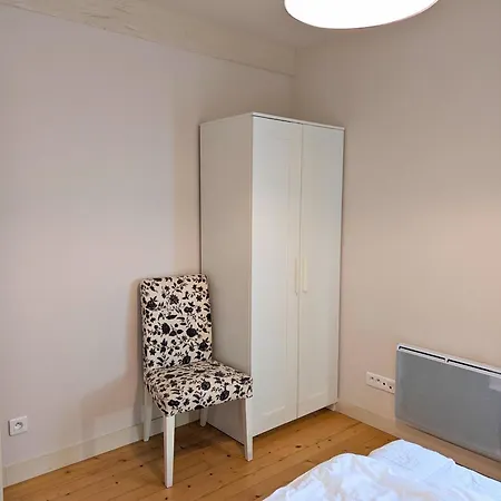 בית כפרי Maison En Pierres Avec Jardin Clos A Coulonges, Animaux Acceptes - Fr-1-653-127