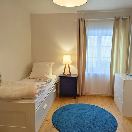 Maison En Pierres Avec Jardin Clos A Coulonges, Animaux Acceptes - Fr-1-653-127 בית כפרי *
